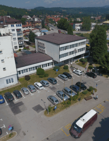 Opcina-Busovaca-parking-730×500
