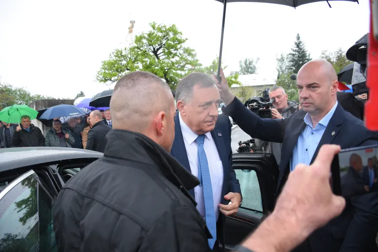 Nastavljeno suđenje Dodiku, on ponovno prijeti odcjepljenjem od BiH