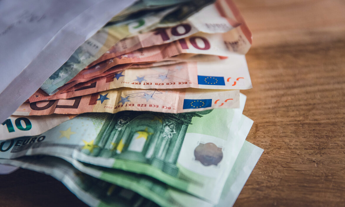 Radite u Njemačkoj, a djeca su vam u BiH? Evo koliki dječji doplatak možete ostvariti