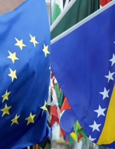 H-212362-760